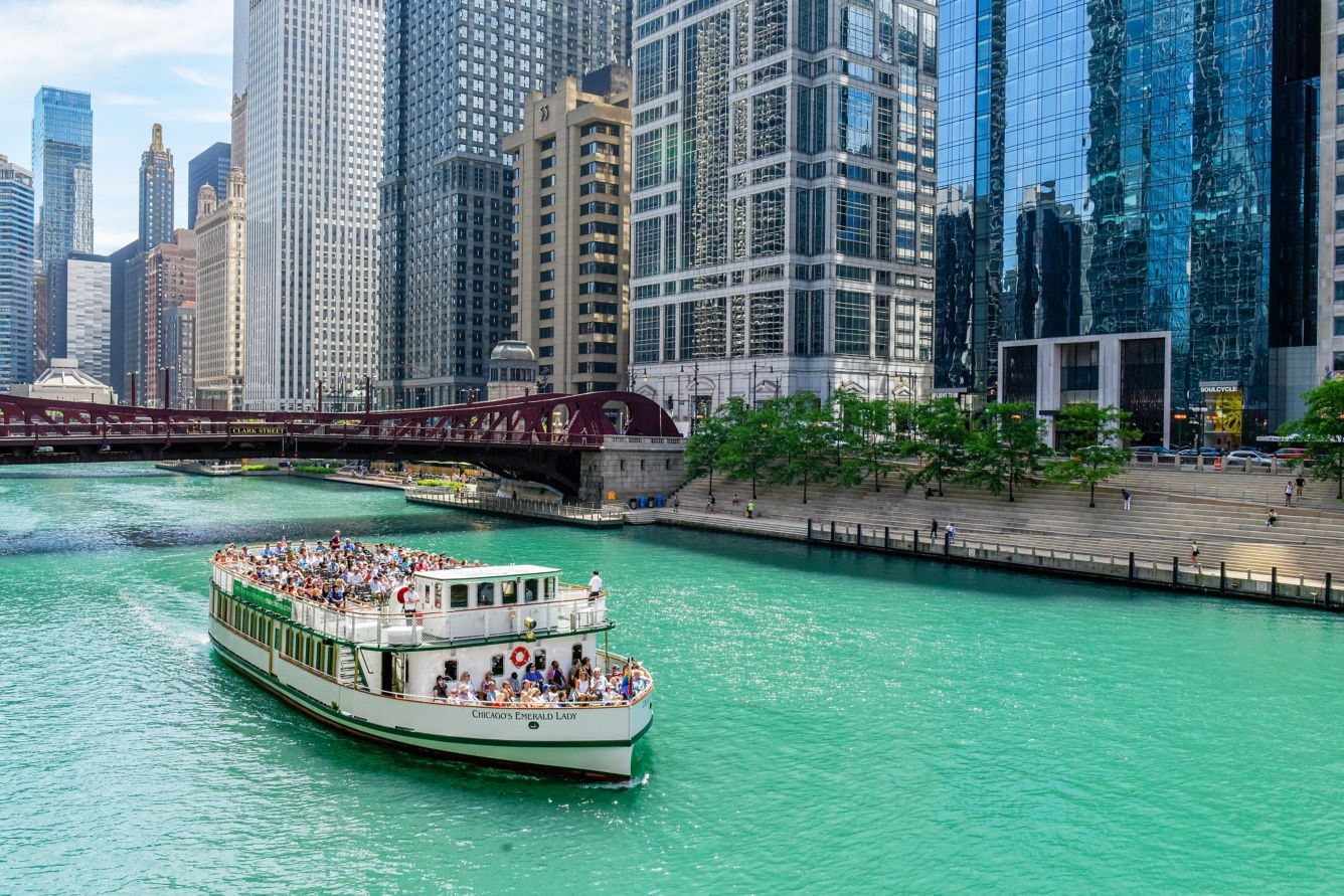 Chicago River boat tour passing the Sheraton Grand Riverwalk